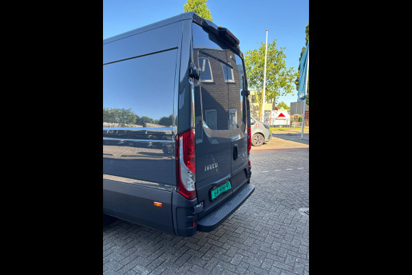 Iveco Daily 35S18HA L4H2 16M3 180PK KOELWAGEN KOELER KOEL KüHLWAGEN KüHLKOFFER FRIGO (ZIE OPMERKINGEN) NAVIGATIE ADAPTIVE CRUISE CONTROL LED  AIRCO ECC GEVEERDE BESTUURDERSSTOEL 270 GRADEN ACHTERDEUREN