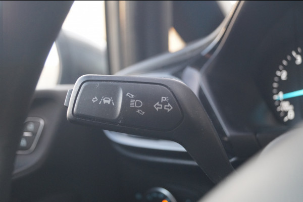 Ford Fiesta 1.1 Trend Styling Pack -NAVI-PDC-DAB-LMV-AIRCO-