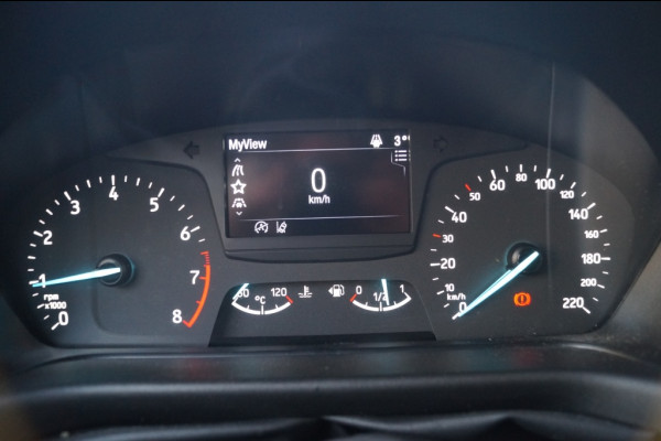 Ford Fiesta 1.1 Trend Styling Pack -NAVI-PDC-DAB-LMV-AIRCO-