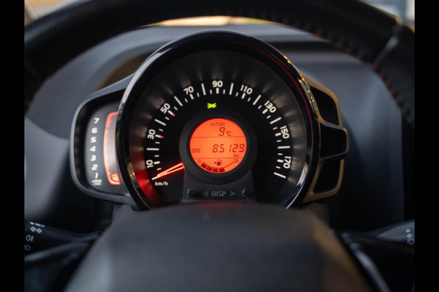 Peugeot 108 1.0 e-VTi Allure / Leer / Camera / Stoelverwarming / Carplay