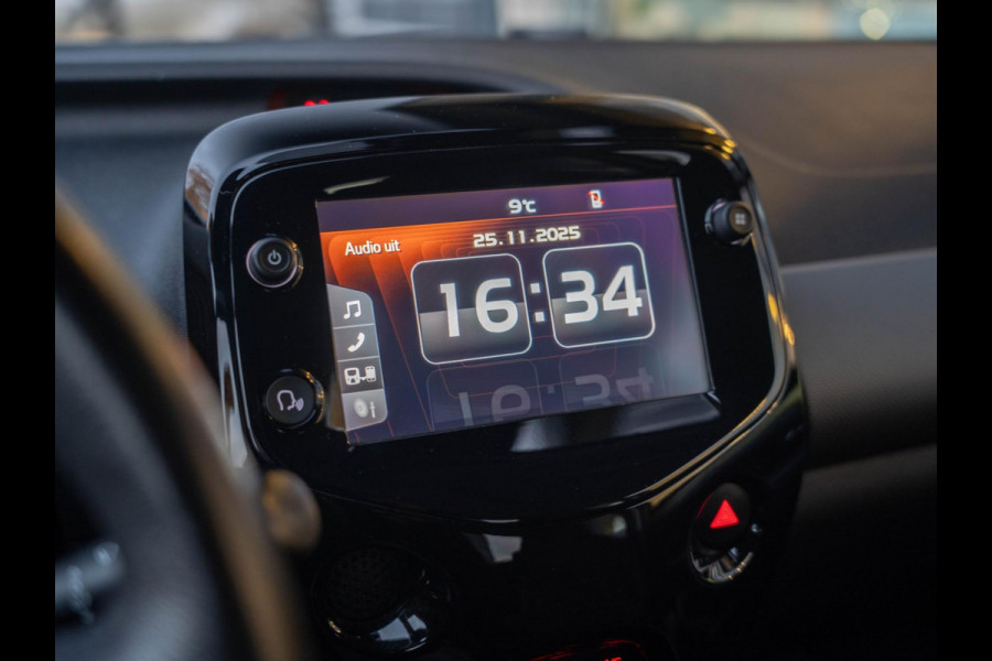 Peugeot 108 1.0 e-VTi Allure / Leer / Camera / Stoelverwarming / Carplay