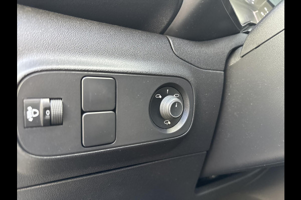 Citroën C3 1.2 PureTech C-Series Cruise-control / apple carplay android auto / climate control