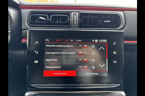 Citroën C3 1.2 PureTech C-Series Cruise-control / apple carplay android auto / climate control