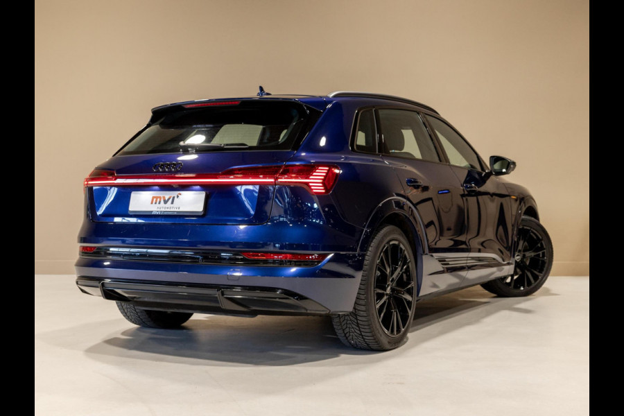 Audi e-tron 55 quattro S edition 95 kWh / 408pk / Panorama dak / Rondomzicht camera /