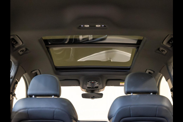 Audi e-tron 55 quattro S edition 95 kWh / 408pk / Panorama dak / Rondomzicht camera /