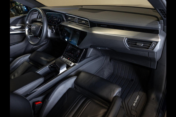 Audi e-tron 55 quattro S edition 95 kWh / 408pk / Panorama dak / Rondomzicht camera /