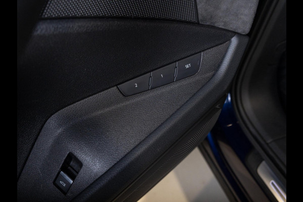 Audi e-tron 55 quattro S edition 95 kWh / 408pk / Panorama dak / Rondomzicht camera /