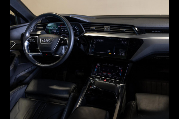 Audi e-tron 55 quattro S edition 95 kWh / 408pk / Panorama dak / Rondomzicht camera /