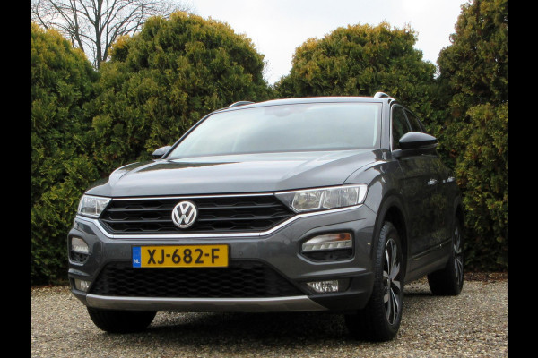 Volkswagen T-Roc 1.0 TSI Style*Navi*Camera*Carplay*