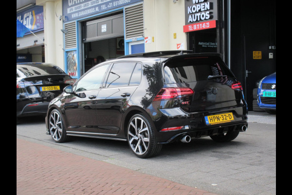 Volkswagen Golf 2.0 TSI GTI Performance Aut Virtual Camera Carplay Pano