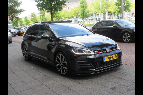 Volkswagen Golf 2.0 TSI GTI Performance Aut Virtual Camera Carplay Pano