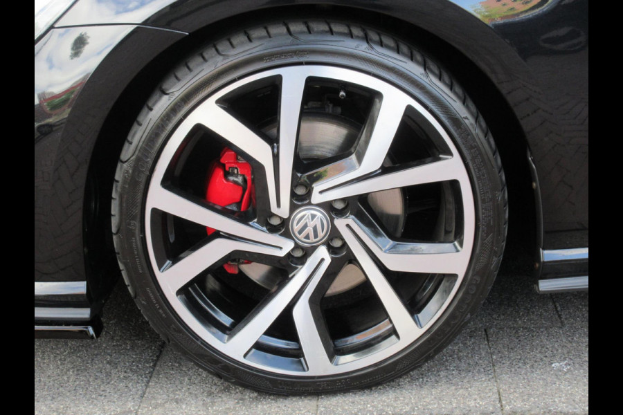 Volkswagen Golf 2.0 TSI GTI Performance Aut Virtual Camera Carplay Pano