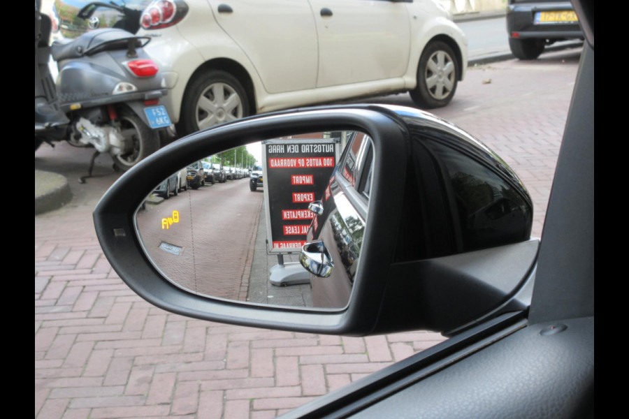 Volkswagen Golf 2.0 TSI GTI Performance Aut Virtual Camera Carplay Pano