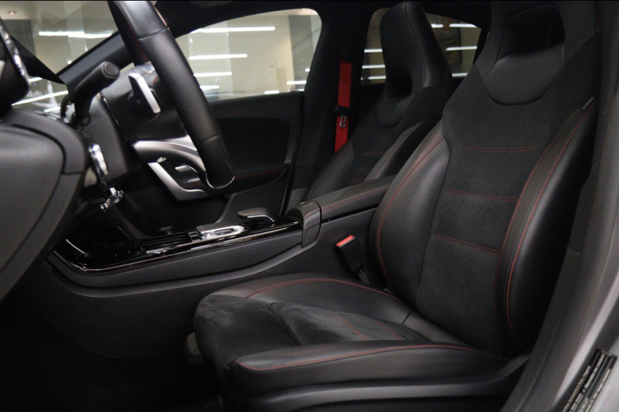 Mercedes-Benz CLA-Klasse 220 AMG Pano/Memory/Sfeer/Camera/NAP/CARPLAY/BOMVOL