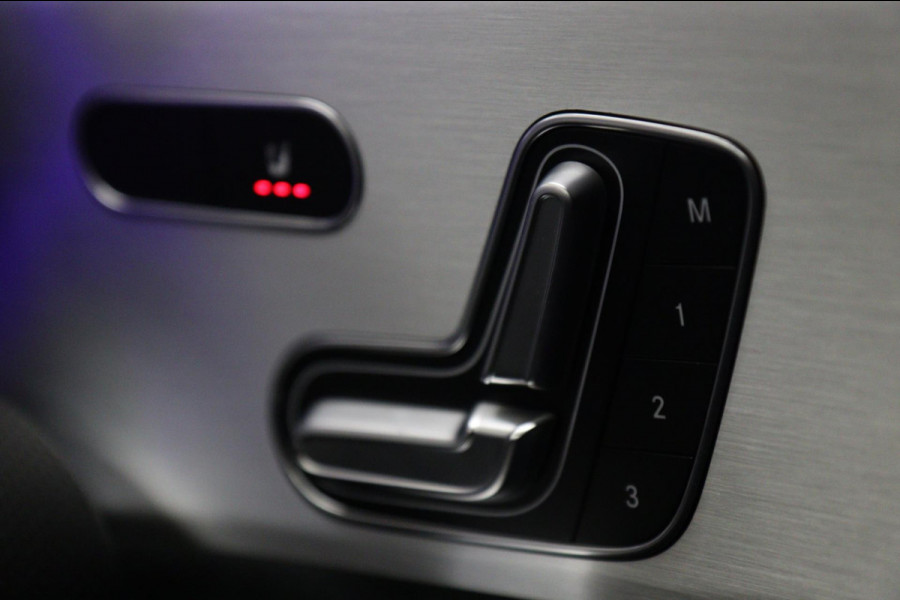 Mercedes-Benz CLA-Klasse 220 AMG Pano/Memory/Sfeer/Camera/NAP/CARPLAY/BOMVOL