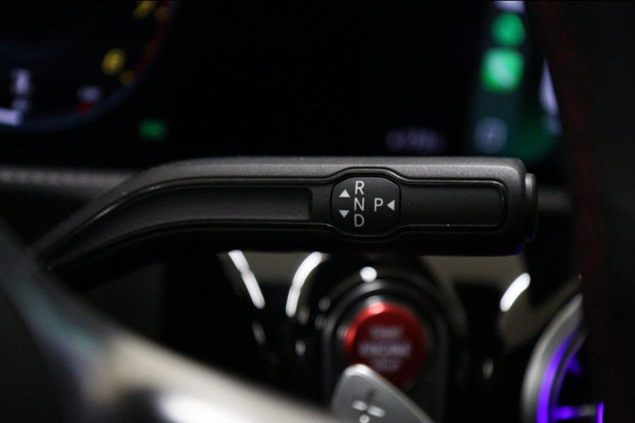 Mercedes-Benz CLA-Klasse 220 AMG Pano/Memory/Sfeer/Camera/NAP/CARPLAY/BOMVOL