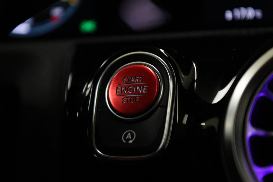 Mercedes-Benz CLA-Klasse 220 AMG Pano/Memory/Sfeer/Camera/NAP/CARPLAY/BOMVOL