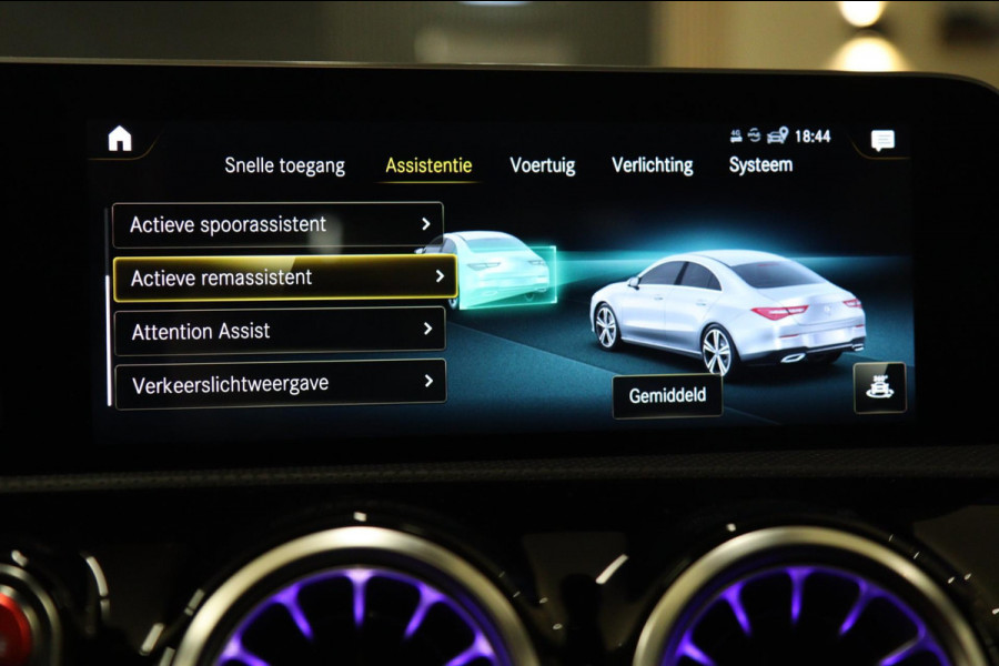 Mercedes-Benz CLA-Klasse 220 AMG Pano/Memory/Sfeer/Camera/NAP/CARPLAY/BOMVOL