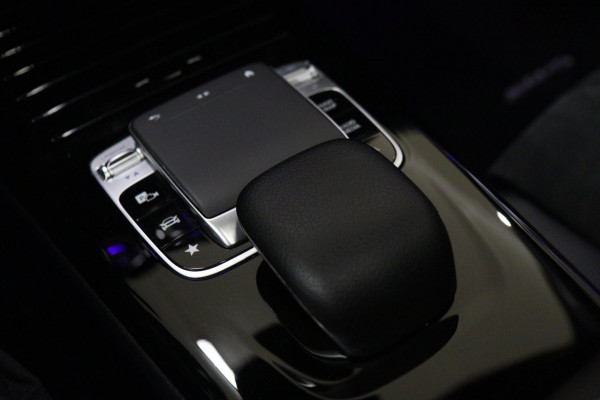 Mercedes-Benz CLA-Klasse 220 AMG Pano/Memory/Sfeer/Camera/NAP/CARPLAY/BOMVOL
