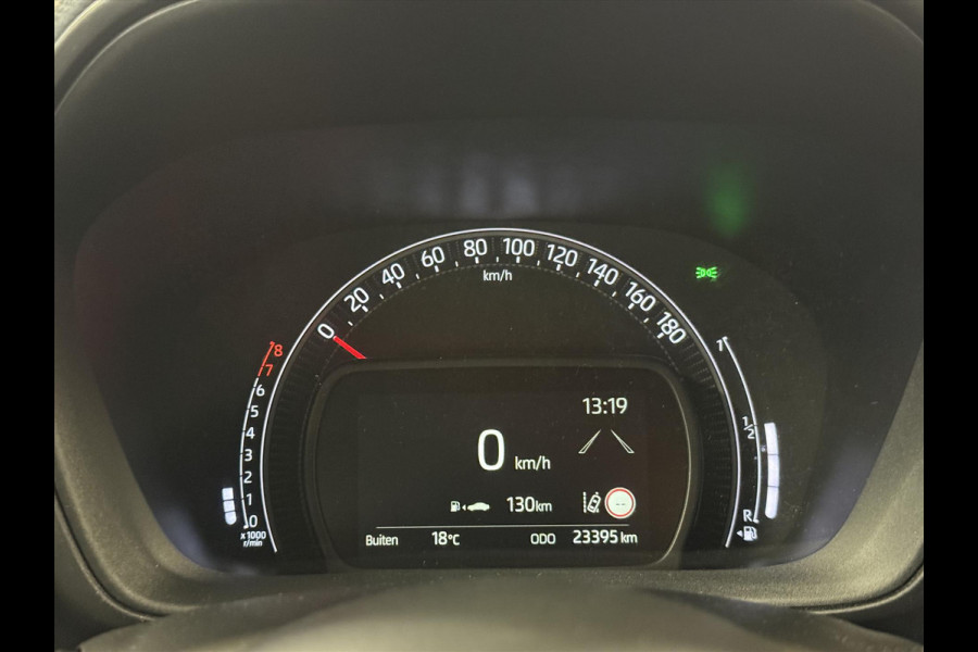 Toyota Aygo X 1.0 VVT-i MT Play | Eerste eigenaar, Apple CarPlay/Android auto, Parkeercamera, Adaptive cruise control
