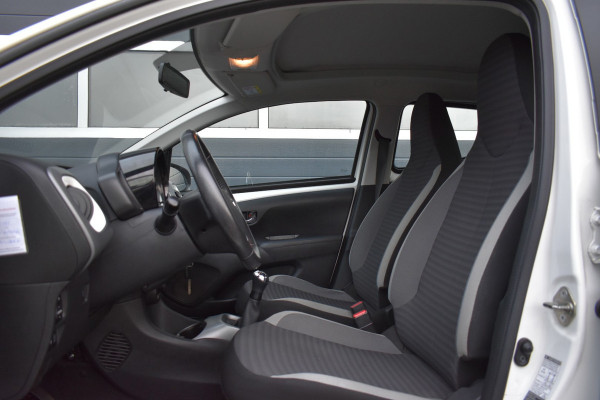 Toyota Aygo 1.0 VVT-i x-play limited