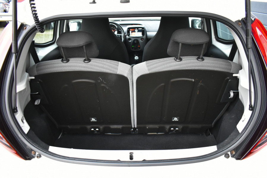 Toyota Aygo 1.0 VVT-i x-play limited