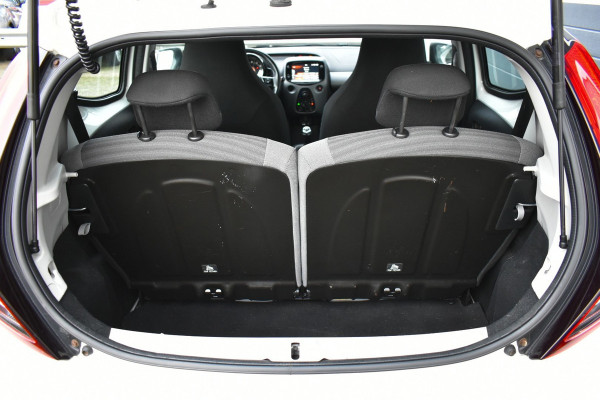 Toyota Aygo 1.0 VVT-i x-play limited