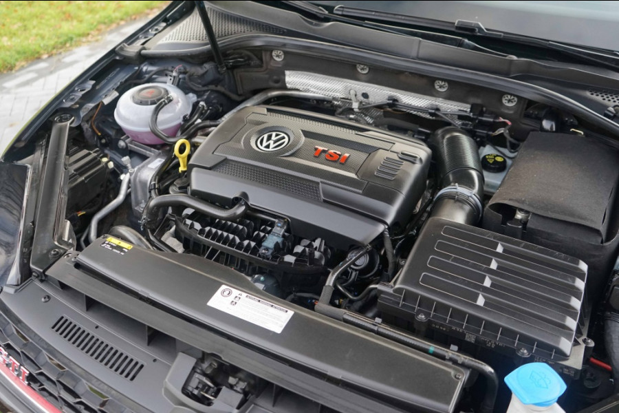 Volkswagen Golf Lim. GTI Performance BMT/Start-Stop