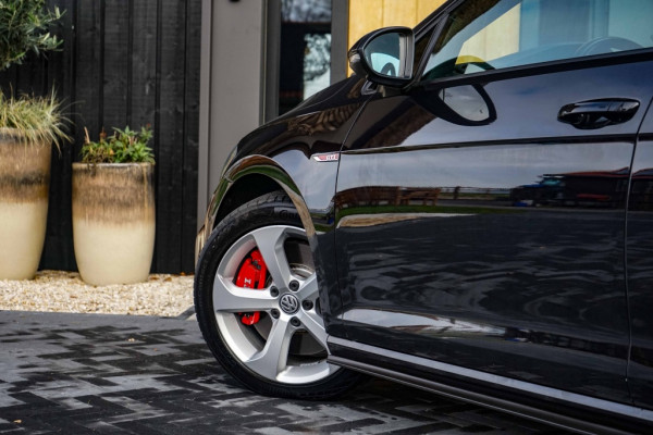 Volkswagen Golf Lim. GTI Performance BMT/Start-Stop