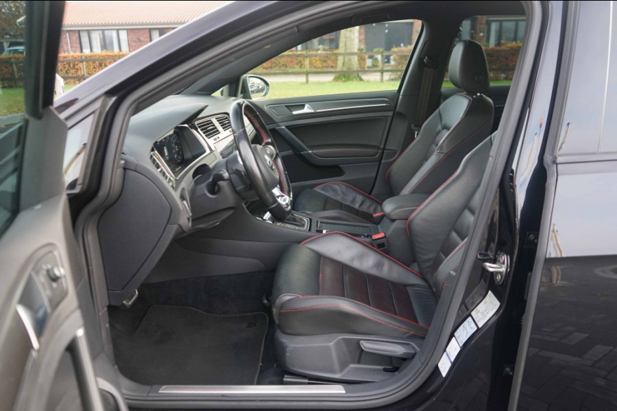 Volkswagen Golf Lim. GTI Performance BMT/Start-Stop