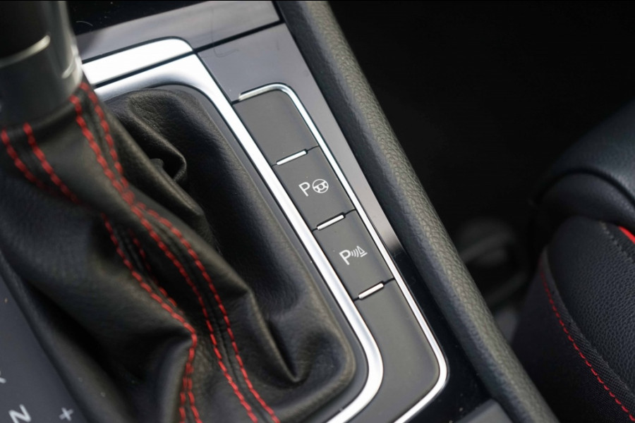 Volkswagen Golf Lim. GTI Performance BMT/Start-Stop