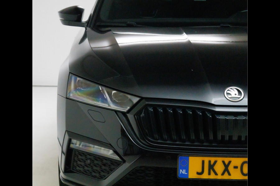 Škoda Octavia Combi 1.4 TSI RS iV PHEV 245 PK | Canton audio | Stoel-. Stuur-. en achterbankverw. | Headup | Sfeerverlichting, PDC V+A, Trekgewicht 1500 KG, Side assist, Camera, Elec. achterklep