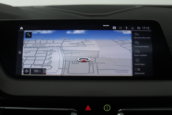 BMW 2 Serie Gran Coupé 218i Business Edition Plus (PANORAMADAK, STOELVERWARMING, ACHTERUITRIJCAMERA, CRUISE CONTROL, NAVIGATIE)