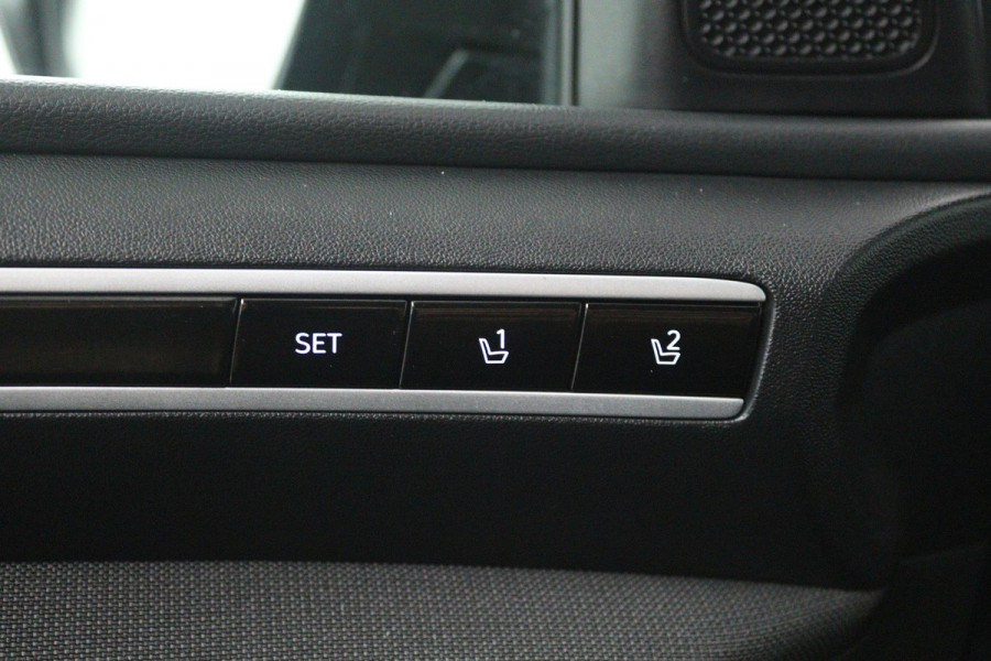 Hyundai Tucson 1.6 T-GDI HEV Premium Sky (PANORAMADAK, CAMERA, STOELVERWARMING/KOELING, STUURVERWARMING, CRUISE ADAPTIEF)