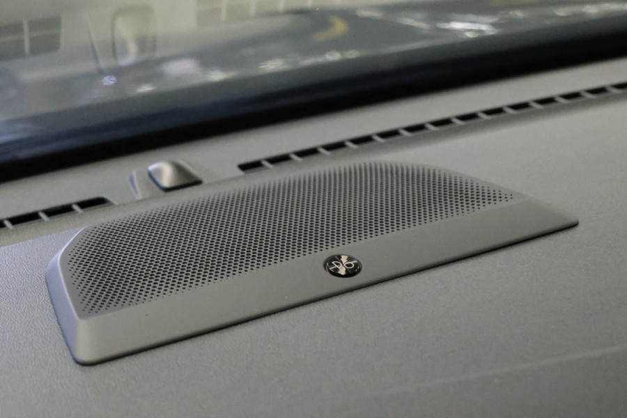 Ford Transit Custom 320 2.0 TDCI L2H1 Sport 170 PK DC | Dubbel Cabine | B&O | ACC | Blind Spot | Navigatie | Camera | CarPlay | Lane Assist | Trekhaak | BPM VRIJ | Verlengde fabrieksgarantie tot 12-2029