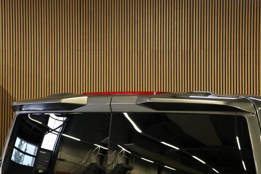 Ford Transit Custom 320 2.0 TDCI L2H1 Sport 170 PK DC | Dubbel Cabine | B&O | ACC | Blind Spot | Navigatie | Camera | CarPlay | Lane Assist | Trekhaak | BPM VRIJ | Verlengde fabrieksgarantie tot 12-2029