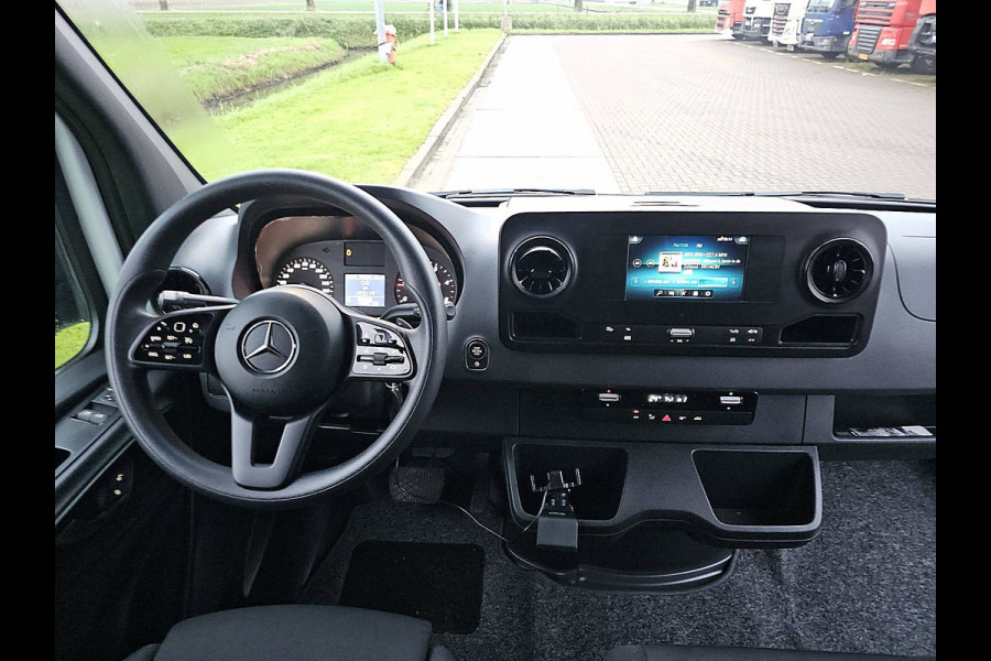 Mercedes-Benz Sprinter 317 L3H2 RWD Aut Mbux Cruise Camera
