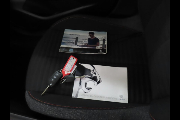Peugeot 208 1.2 PureTech Active Pack Airco ECC Navi Carplay Cruise Control Full LED Parkeersensoren Camera achter