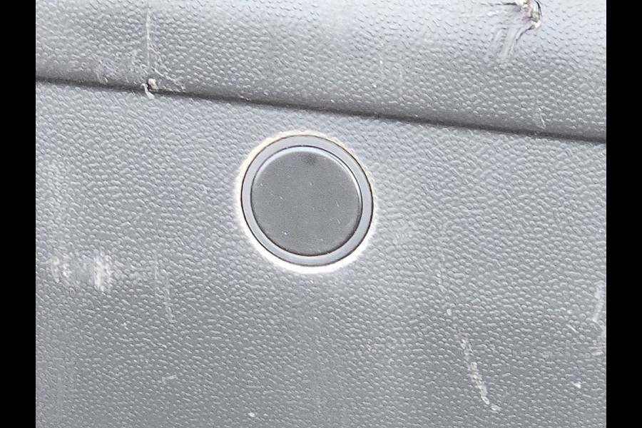 Volkswagen Transporter 2.0 TDI L2H1 Automaat Airco Achterdeuren 3 Zits Cruise Control Euro6 150 PK!