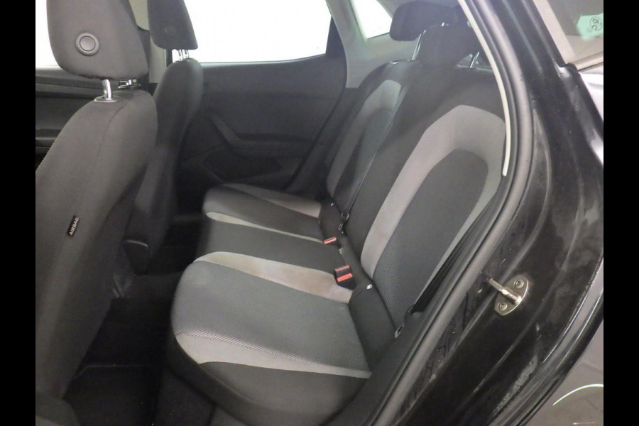 Seat Ibiza 1.0 TSI Style Business Intense Rijklaar incl. 12 mnd  Garantie! Airco ECC Navi Carplay Cruise Control PDC Achter + Camera LM Velgen 15" LM Velgen Armsteun