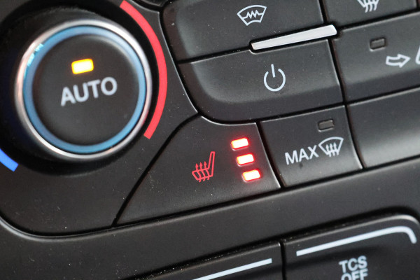 Ford Transit Connect 1.5 EcoBlue L2 | Bi-Xenon | Navigatie | Camera | CarPlay | Cruise control | Climate control | Stoelverwarming | Imperiaal | Trekhaak | PDC | Nieuwe APK | NAP Logisch | NL Auto