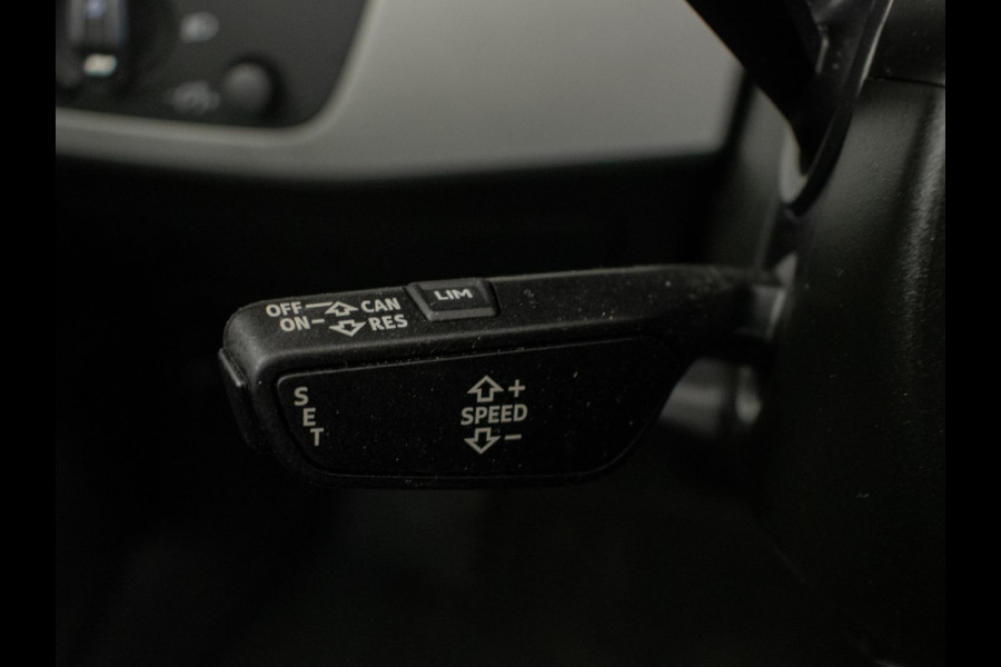 Audi A4 Limousine 35 TFSI Business Edition Sport (APPLE CARPLAY,NAVI,LED,STOEL/STUURVERWARMING,DIGITAL COCKPIT,LEDER,LM VELGEN)