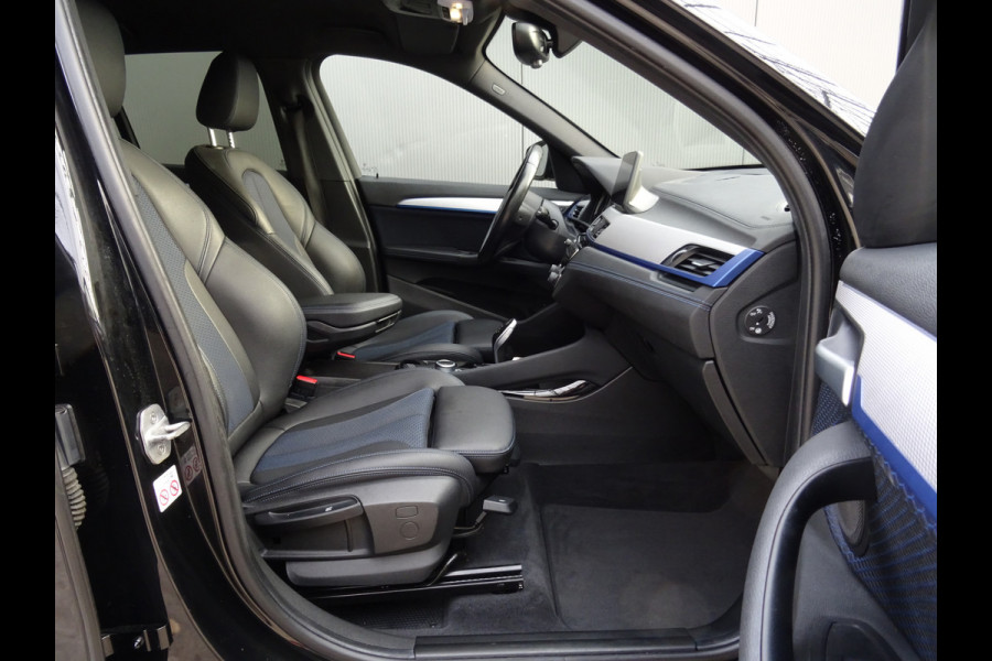 BMW X1 sDrive18i High Executive * M-PAKKET * 20 INCH * HEAD-UP * DEALER ONDERH. !!