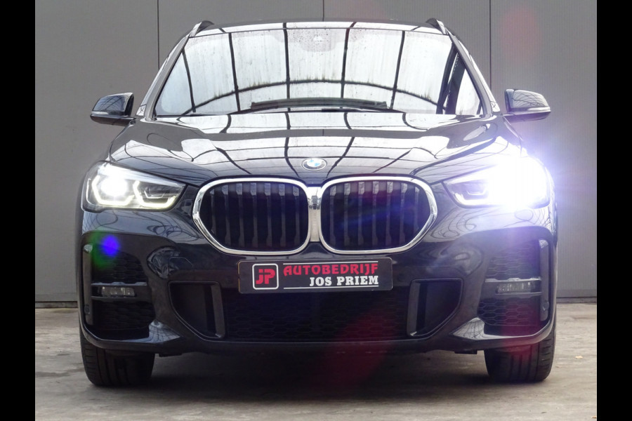 BMW X1 sDrive18i High Executive * M-PAKKET * 20 INCH * HEAD-UP * DEALER ONDERH. !!