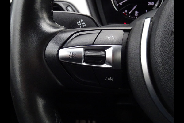 BMW X1 sDrive18i High Executive * M-PAKKET * 20 INCH * HEAD-UP * DEALER ONDERH. !!