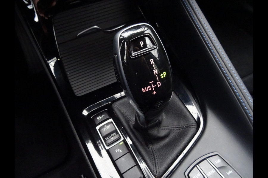 BMW X1 sDrive18i High Executive * M-PAKKET * 20 INCH * HEAD-UP * DEALER ONDERH. !!