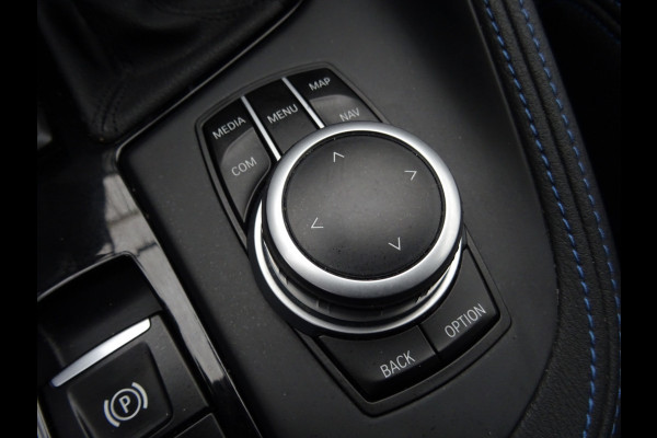 BMW X1 sDrive18i High Executive * M-PAKKET * 20 INCH * HEAD-UP * DEALER ONDERH. !!