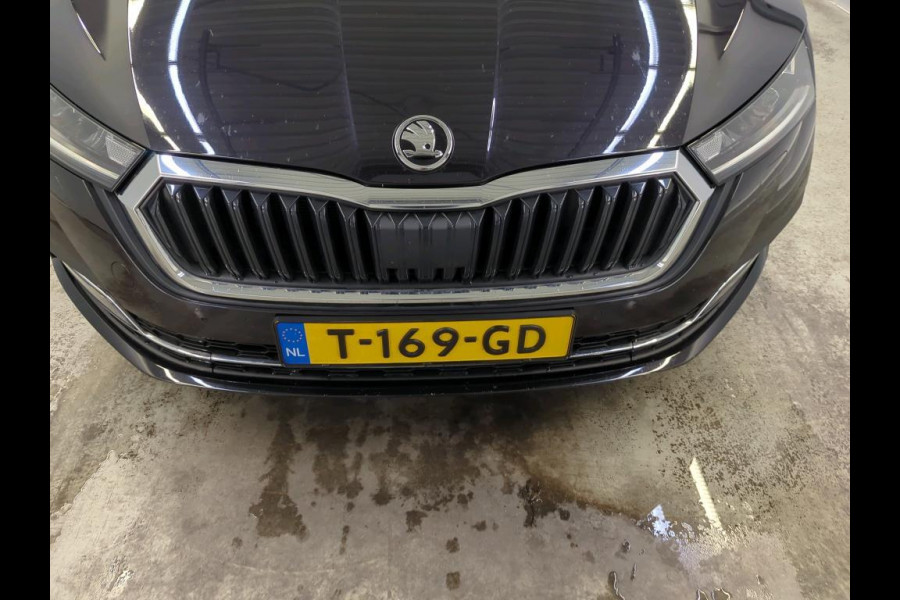 Škoda Octavia Combi 1.0 e-TSI Business Edition Plus Airco ECC Navi Carplay Trekhaak Virtual Cockpit PDC VA+ Camera Adaptive Cruise Control