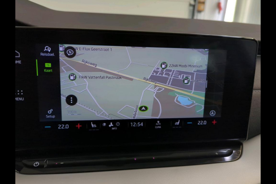 Škoda Octavia Combi 1.0 e-TSI Business Edition Plus Airco ECC Navi Carplay Trekhaak Virtual Cockpit PDC VA+ Camera Adaptive Cruise Control