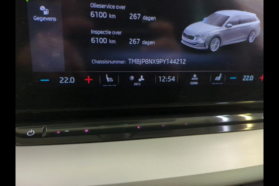 Škoda Octavia Combi 1.0 e-TSI Business Edition Plus Airco ECC Navi Carplay Trekhaak Virtual Cockpit PDC VA+ Camera Adaptive Cruise Control